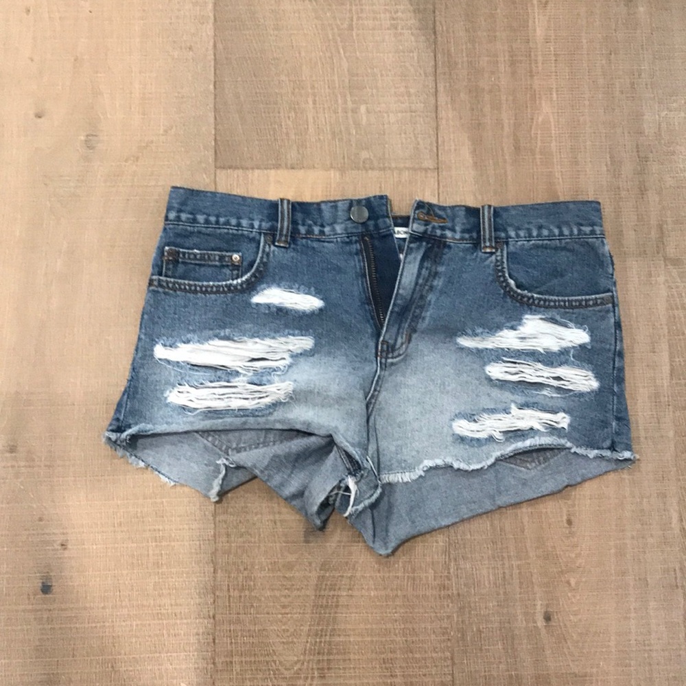 Billabong, acid wash, denim shorts